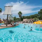 Zecamping 4 Etoiles Anime 500m Parc Aquatique Locatif Tv Clim Kemp