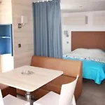 Zecamping 4 Etoiles Anime 500m Parc Aquatique Locatif Tv Clim *