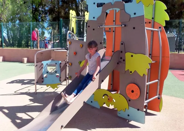 אתר קמפינג Zecamping 4 Etoiles Anime 500M Plage Parc Aquatique Locatif Tv Clim *