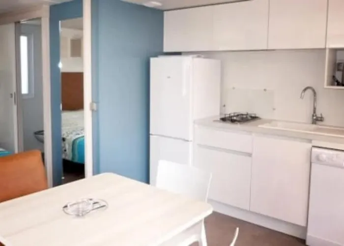 Zecamping 4 Etoiles Anime 500M Plage Parc Aquatique Locatif Tv Clim אתר קמפינג