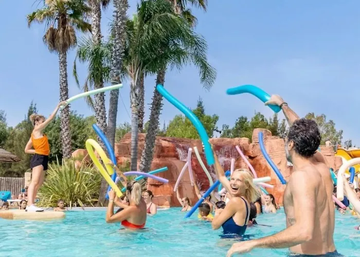 אתר קמפינג Zecamping 4 Etoiles Anime 500M Plage Parc Aquatique Locatif Tv Clim *