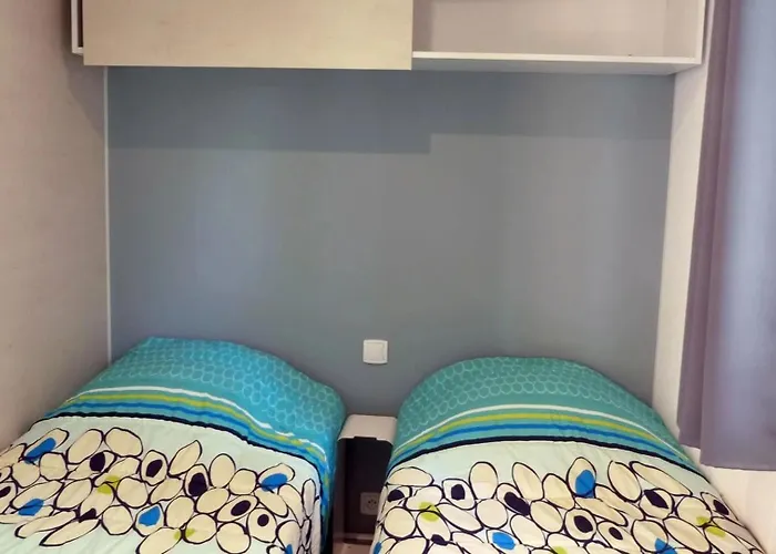 אתר קמפינג Zecamping 4 Etoiles Anime 500M Plage Parc Aquatique Locatif Tv Clim