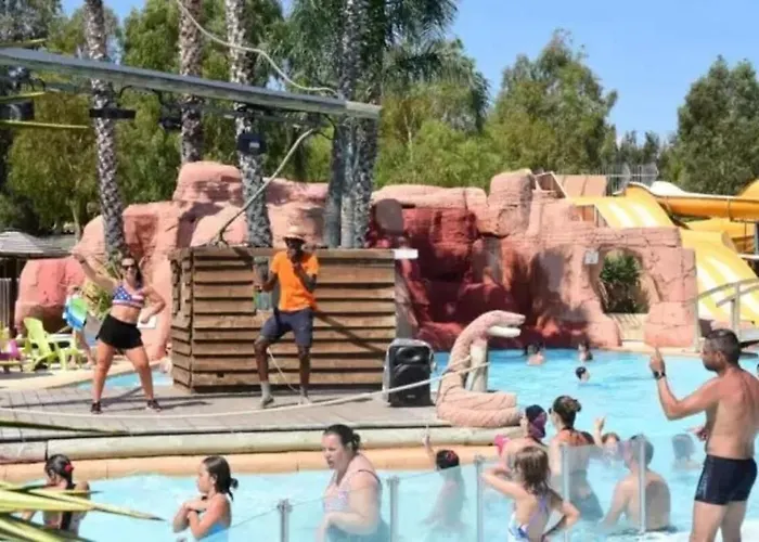 Zecamping 4 Etoiles Anime 500M Plage Parc Aquatique Locatif Tv Clim אתר קמפינג *