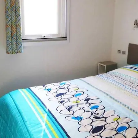 Campingplads Zecamping 4 Etoiles Anime 500m Parc Aquatique Locatif Tv Clim *