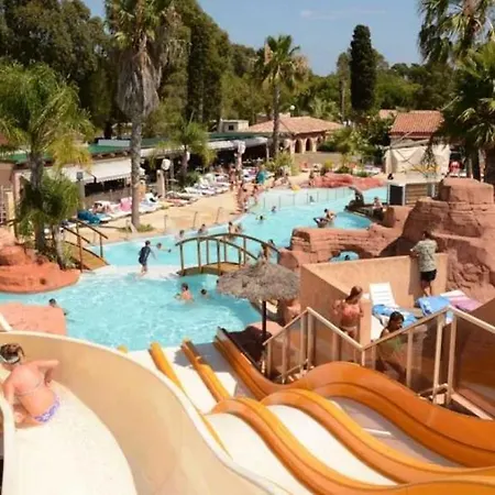 Zecamping 4 Etoiles Anime 500m Parc Aquatique Locatif Tv Clim Hyères