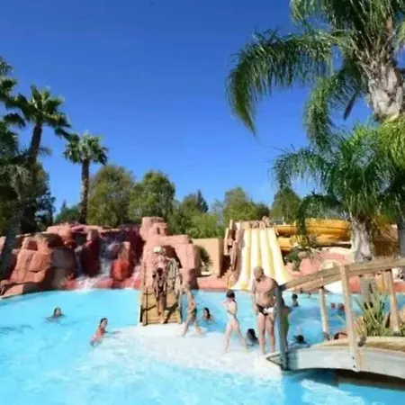 Campingplads 4 Etoiles - Parc Aquatique - Efacfc Hyères
