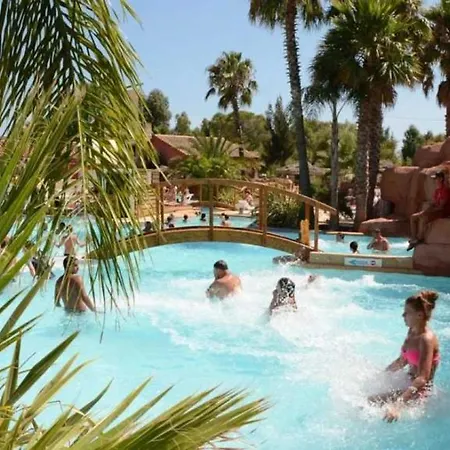 4 Etoiles - Parc Aquatique - Efacfc Parque de Campismo