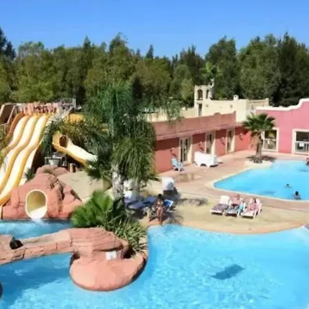 Campsite Zecamping 4 Etoiles Anime 500m Parc Aquatique Locatif Tv Clim Hyeres