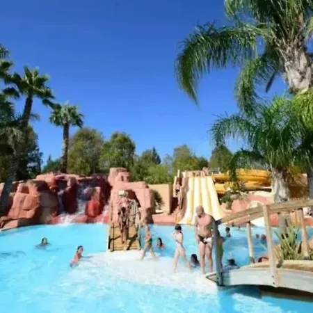Campsite Zecamping 4 Etoiles Anime 500m Parc Aquatique Locatif Tv Clim
