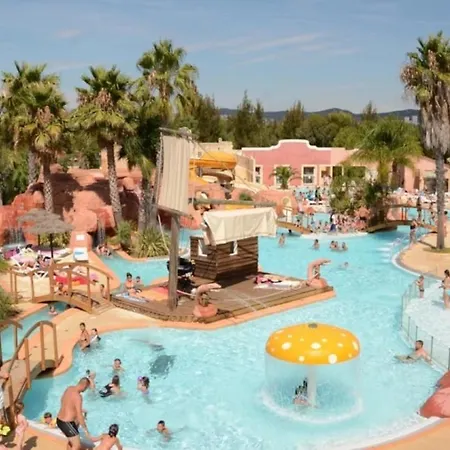Campsite Zecamping 4 Etoiles Anime 500m Parc Aquatique Locatif Tv Clim *