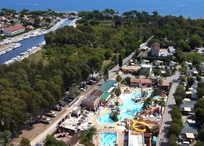 Campeggio ZEcamping 4 étoiles animé 500m plage parc aquatique locatif TV clim