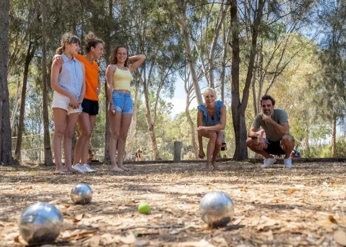 ZEcamping 4 étoiles animé 500m plage parc aquatique locatif TV clim Campeggio