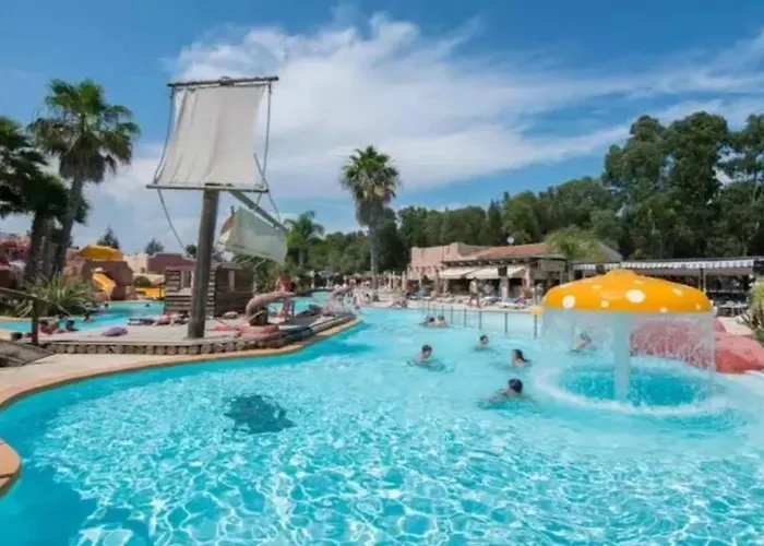 ZEcamping 4 étoiles animé 500m plage parc aquatique locatif TV clim Campeggio *